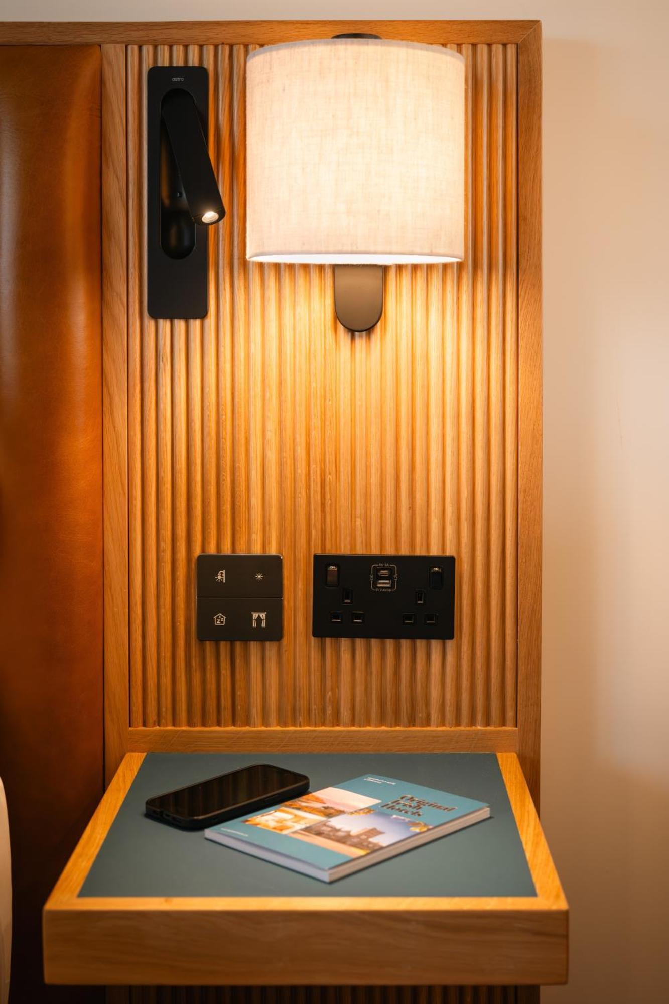 Kilkenny Pembroke Hotel Екстериор снимка