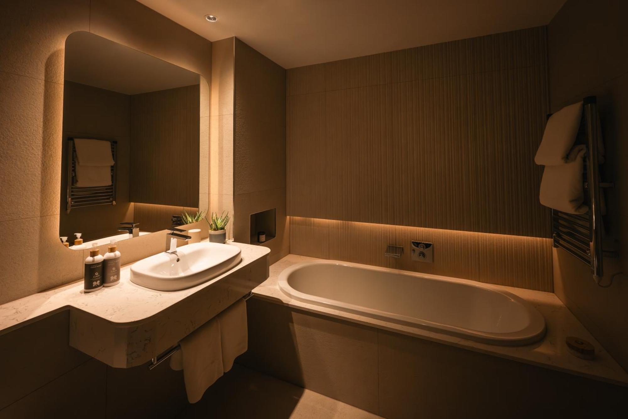 Kilkenny Pembroke Hotel Екстериор снимка